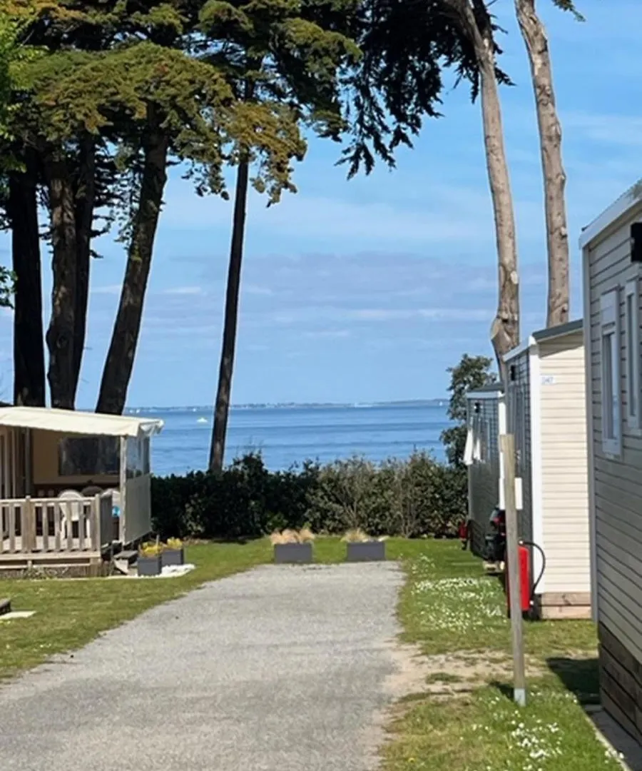 Camping Quiberon - Mobilhomes Bord De Mer, Conguel 0*,
