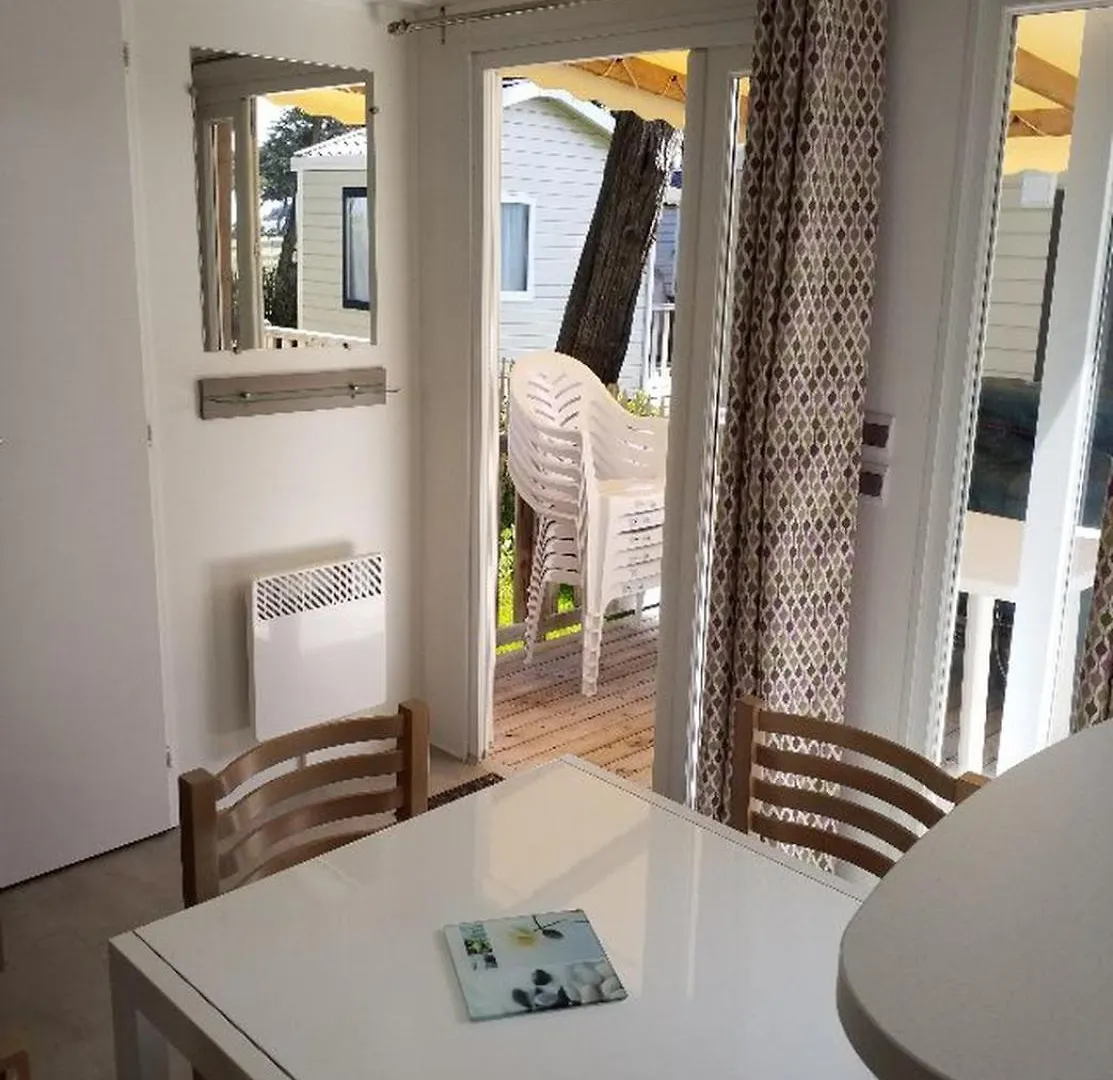 Camping Quiberon - Mobilhomes Bord De Mer, Conguel